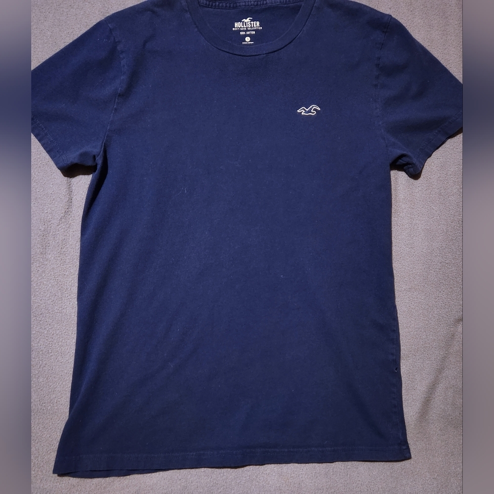 Hollister T-shirt